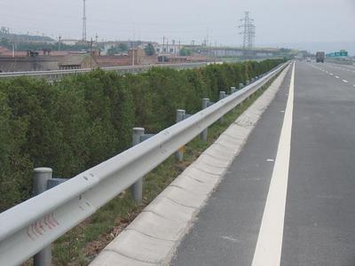 论公路护栏的必要性与科学设计之浅思